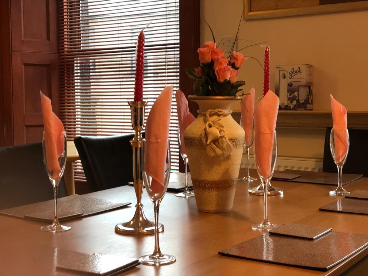 Executive Serviced Apartments 2 Forfar Esterno foto