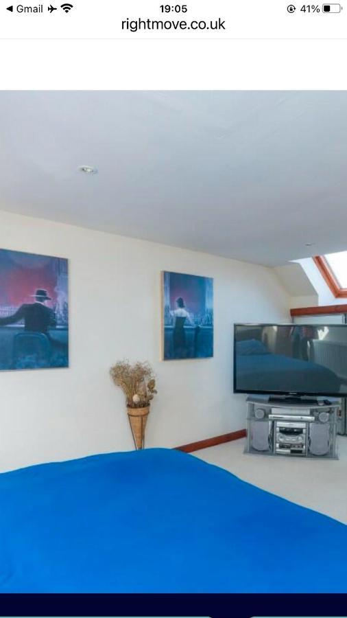 Executive Serviced Apartments 2 Forfar Esterno foto