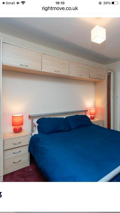 Executive Serviced Apartments 2 Forfar Esterno foto